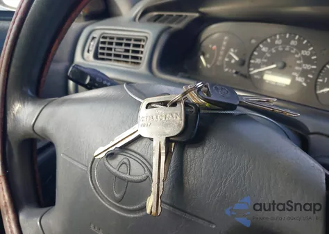 2000 Toyota Camry Le V6 from USA, damaged, VIN 4T1BF22K1YU100626